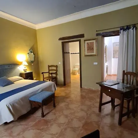 Casa Palacio Conde De Garcinarro 3* Huete