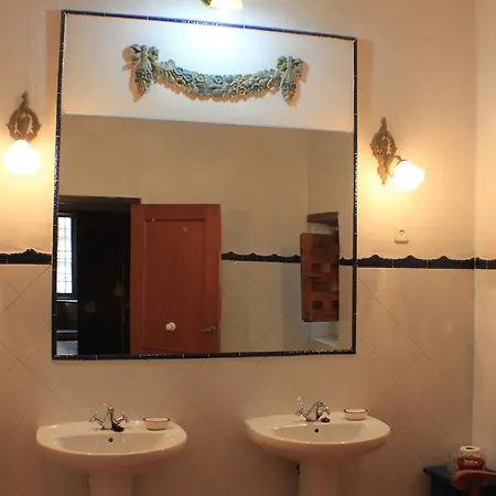 Hotel Casa Palacio Conde De Garcinarro Huete